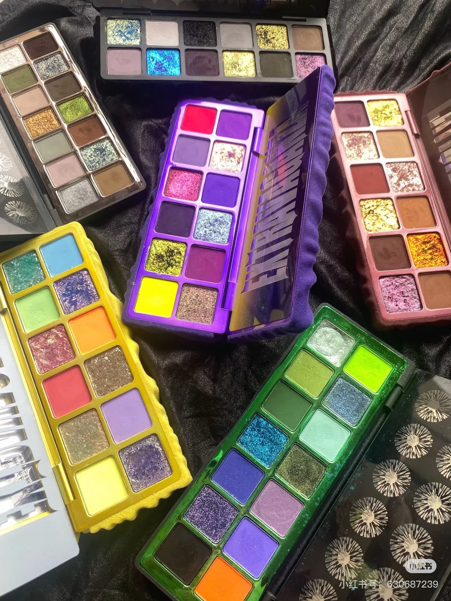 12 Colors Shimmer Chameleon Matte Eyeshadow Palette Makeup