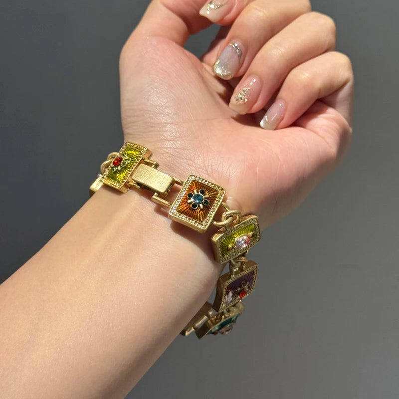 Vintage Jewelry Square Flower Charm Bracelet Antique Gold Color Designer Retro Luxury