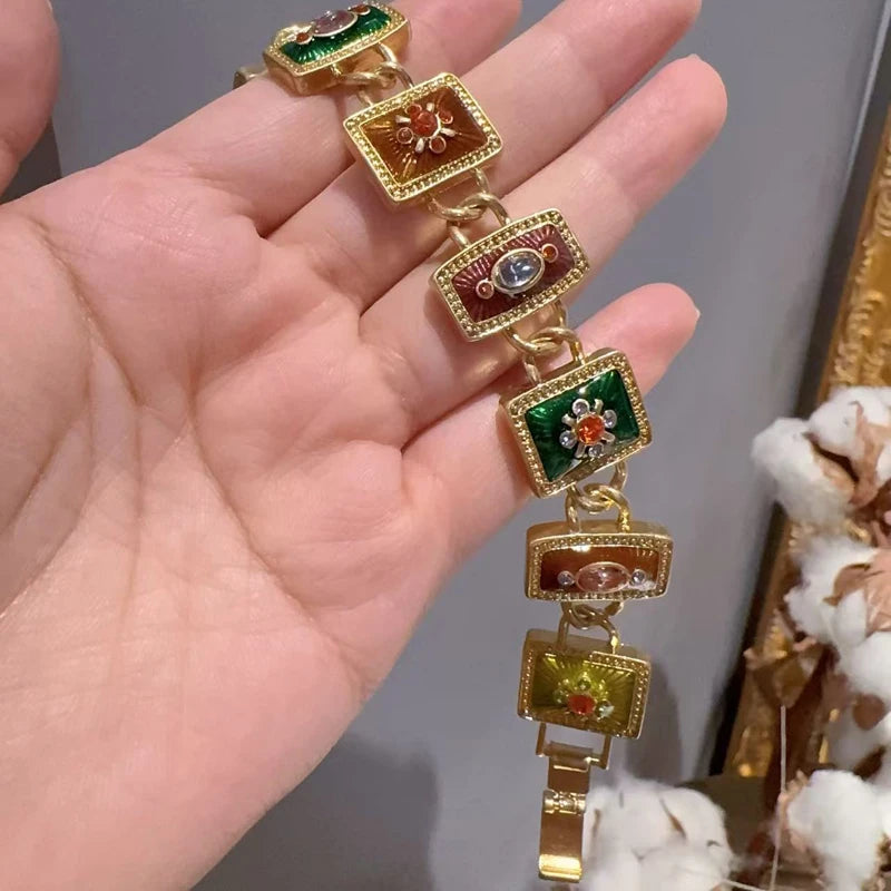 Vintage Jewelry Square Flower Charm Bracelet Antique Gold Color Designer Retro Luxury