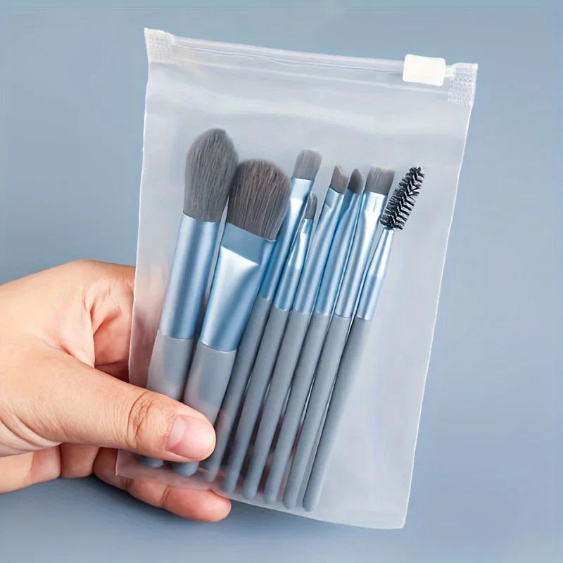 Makeup Brushes 8Pcs Set Travel Makeup Brush Kit with Bag Mini EyeShadow Foundation Loose Powder