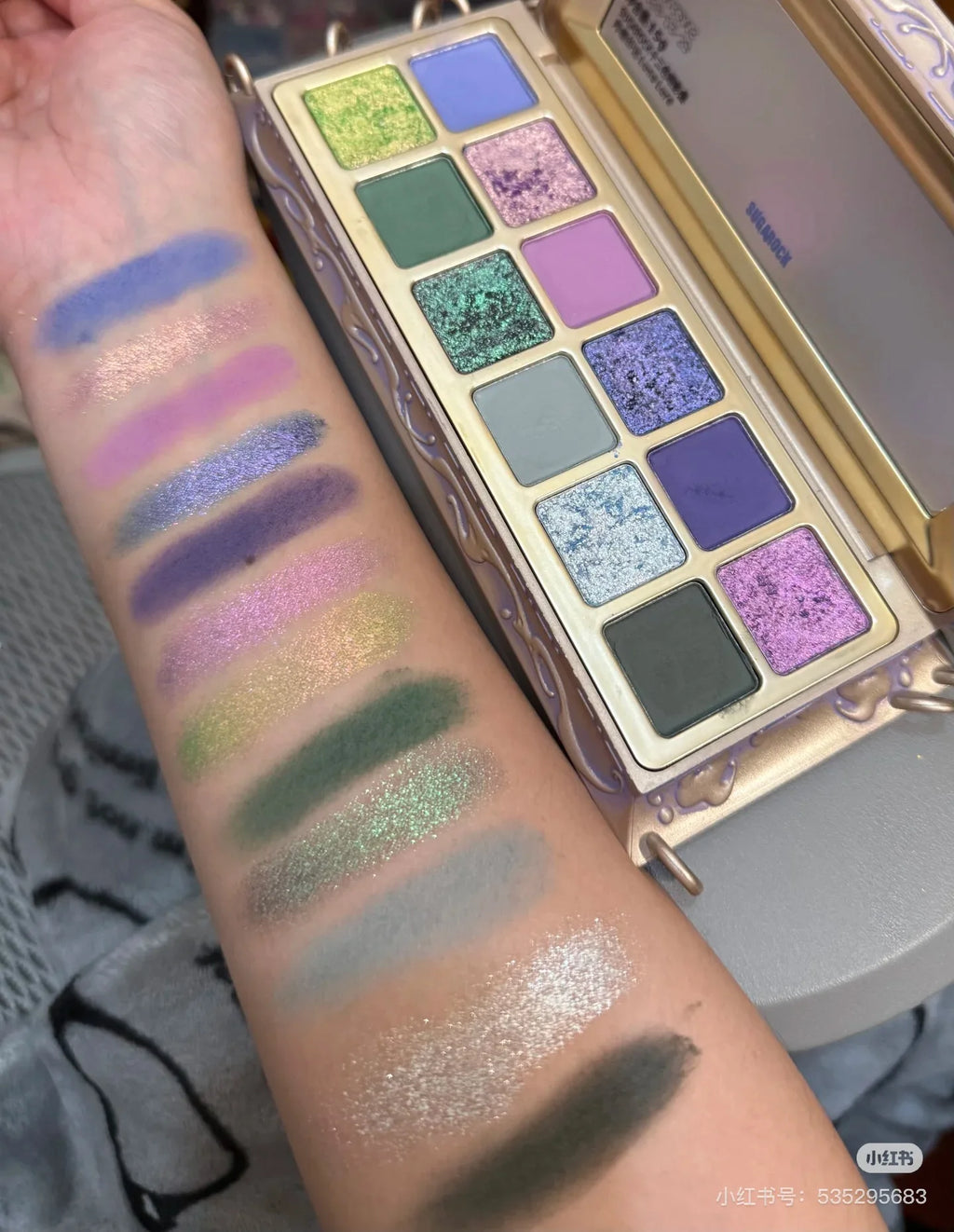 12 Colors Shimmer Chameleon Matte Eyeshadow Palette Makeup